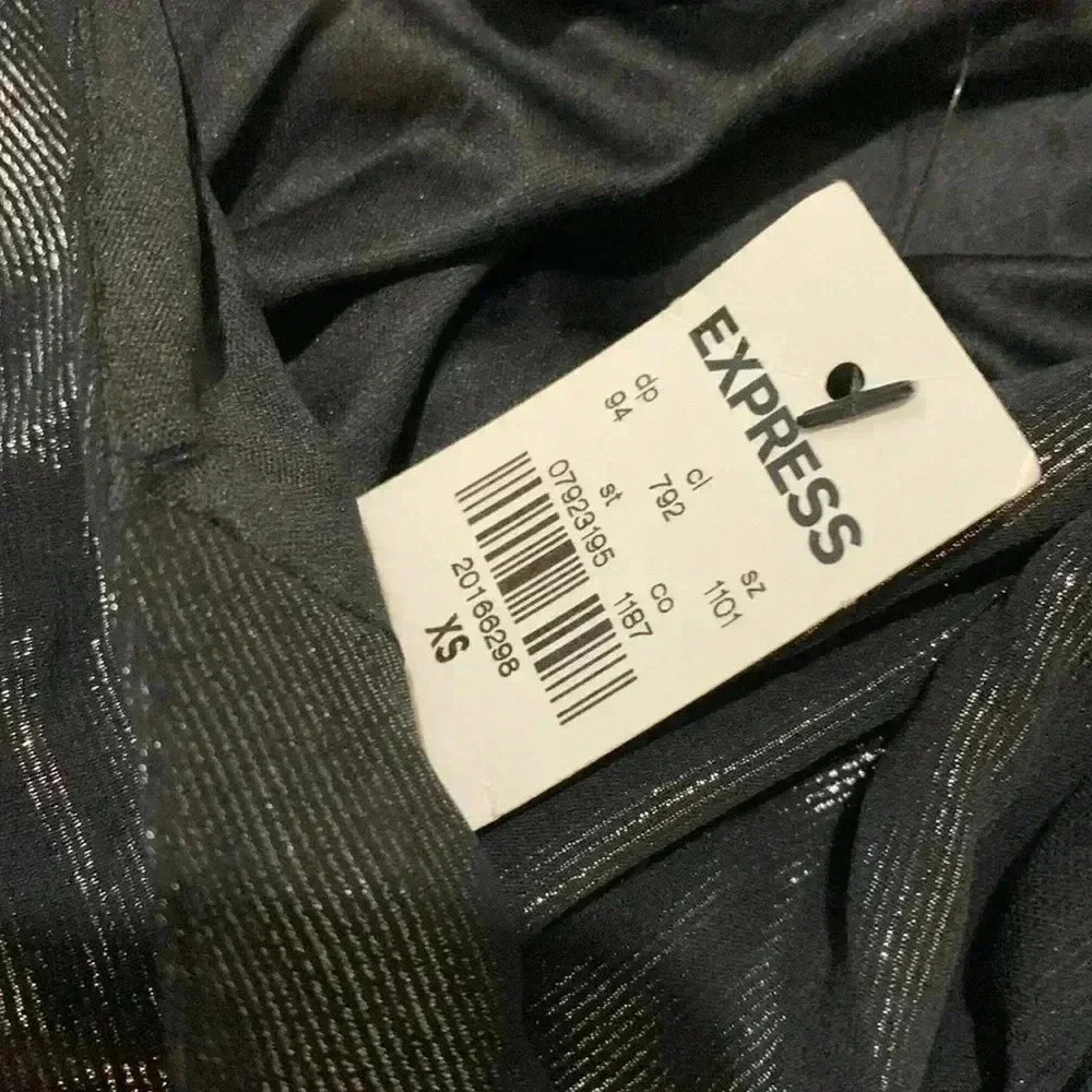 Express - Picture 5 of 5